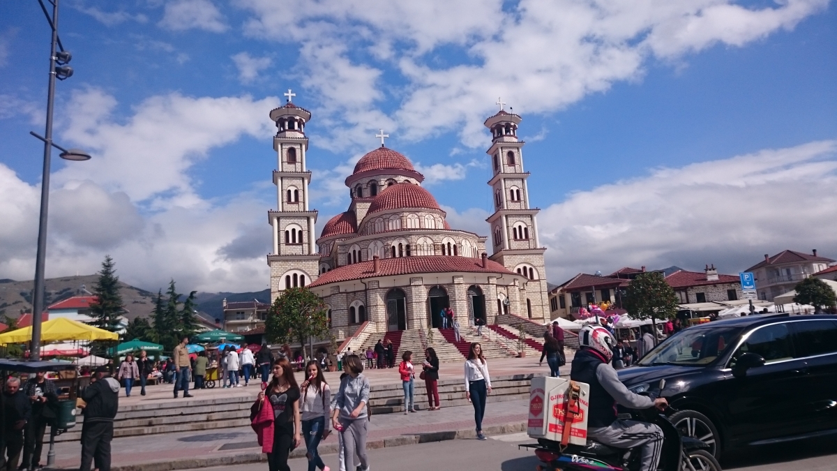 град Корча, Албания