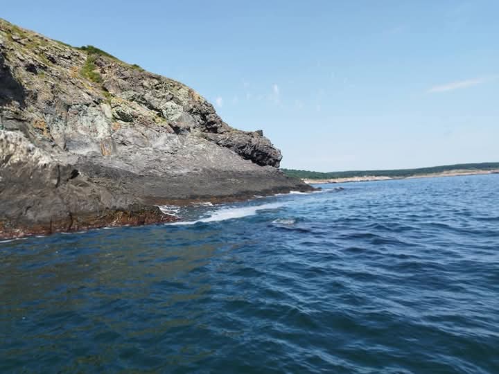 Морски риболов по изгрев край Приморско