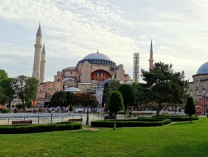 Истанбул - град на два континента